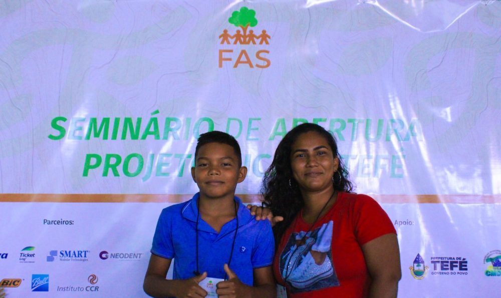 Aluno participando do Seminário de Abertura do Projeto DICARA realizado pela Fundação Amazônia Sustentável (FAS) em Tefé, no Amazonas.