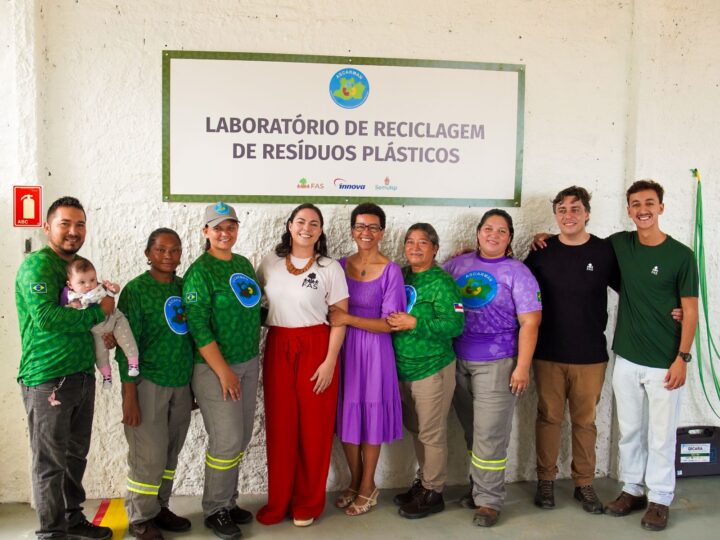 Em Manaus, laboratório para reciclagem de plástico fortalece economia circular