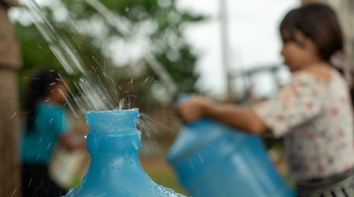 Acesso à água em comunidades amazônicas